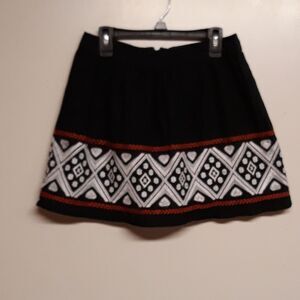Forever 21 black embroidered tribal skirt sz XS